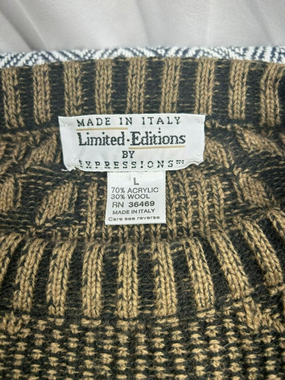Limited Editions by Expressions Italy Sweater Mens Large Brown Geometric VTG - Picture 2 of 7